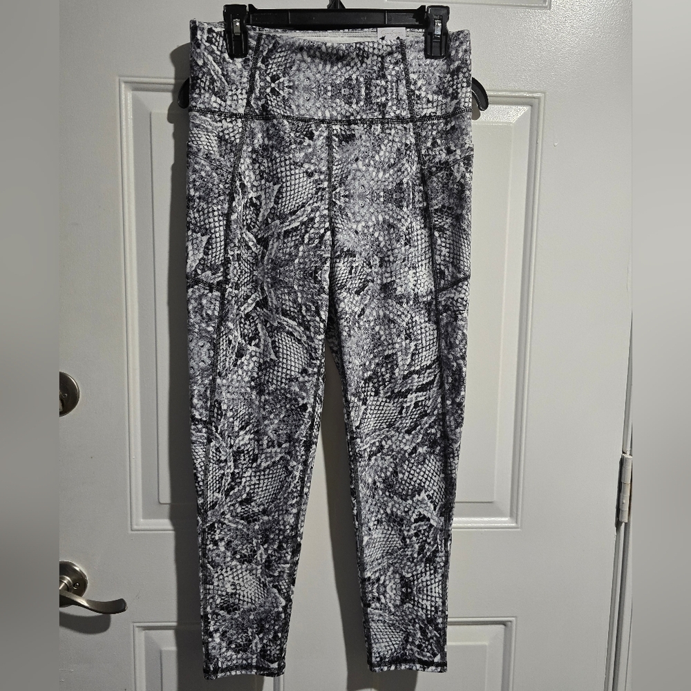 Snakeskin Print Leggings